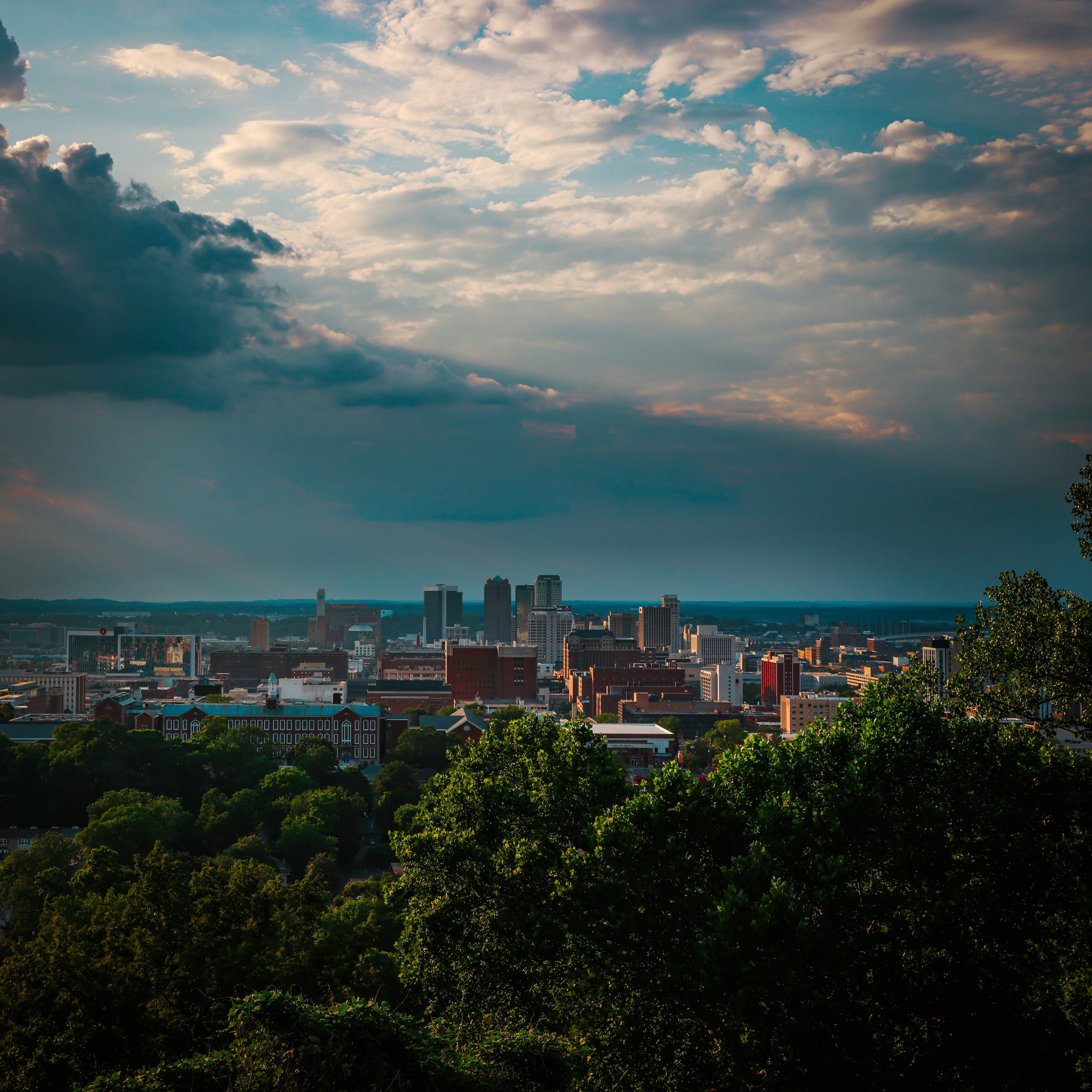 Birmingham Alabama city skyline